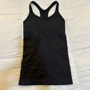 Lululemon Ebb to Street Tank